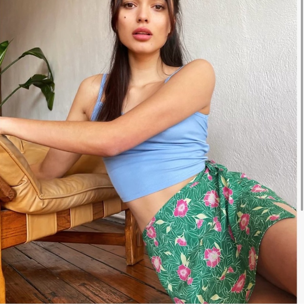 Aritzia Sunday Best Dawson Green
Printed Skort Size 6 Floral 82284